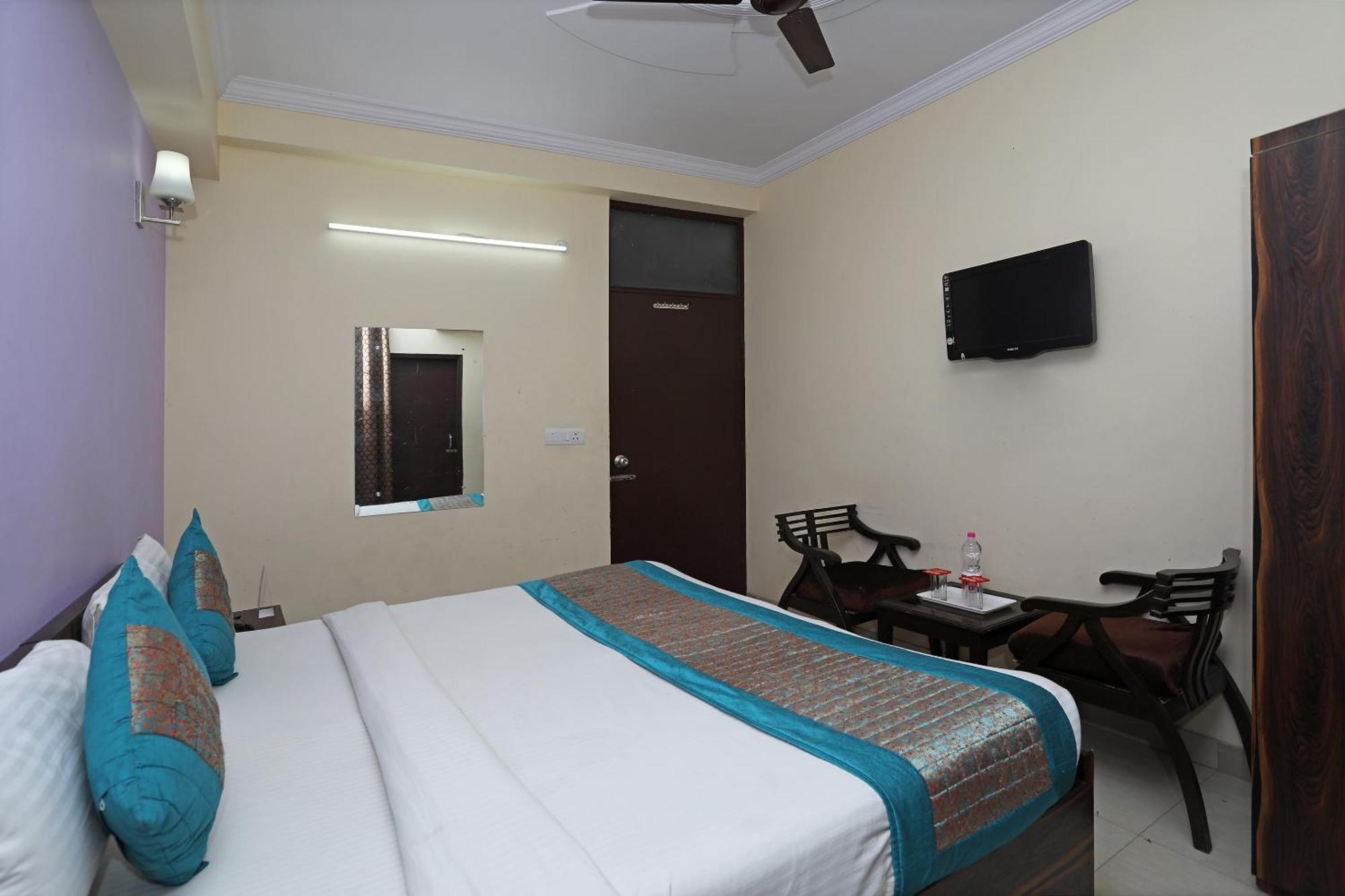 Hotel O Mahipalpur Inn Nueva Delhi Exterior foto